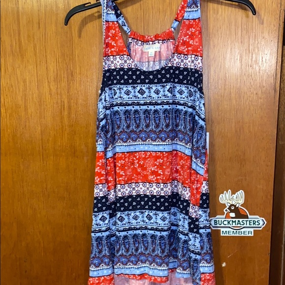 Patterned Tank NWT - Picture 1 of 6